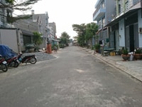 Bán nhà 1 trệt 1 lầu đẹp ở gần chợ Ngã Ba Bầu, DT 5.15x16m, SHR Bán nhà 1 trệt 1 lầu đẹp ở gần chợ Ngã Ba Bầu, DT 5.15x16m, SHR