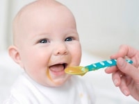 Nhà mình cần thuê 2 người Nữ Giúp Việc hiền lành Nhà mình cần thuê 2 người Nữ Giúp Việc hiền lành