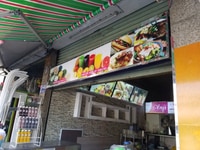 Sang mặt bằng ngay nga ba mặt tiền đường Âu Cơ có chỗ ở lại Sang mặt bằng ngay nga ba mặt tiền đường Âu Cơ có chỗ ở lại