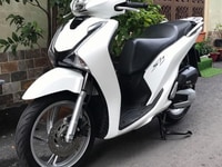 Bán xe Honda SHi 150cc, màu trắng, đời 2018