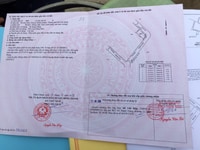 Sang đất hai mặt tiền gốc khu sầm quốc đường nhựa 6m gần chợ Sang đất hai mặt tiền gốc khu sầm quốc đường nhựa 6m gần chợ