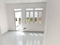 Nhà phố cao cấp 1 trệt, 2 lầu, gần chợ Bình Chánh, 1.65 tỷ SHR Nhà phố cao cấp 1 trệt, 2 lầu, gần chợ Bình Chánh, 1.65 tỷ SHR