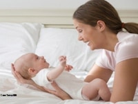 Cần tuyển 1 người giúp việc nhà phụ giữ bé bao ăn ở làm lâu dài Cần tuyển 1 người giúp việc nhà phụ giữ bé bao ăn ở làm lâu dài