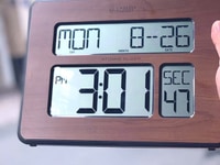 Đồng hồ để bàn chính hãng La Crosse Atomic clock xách tay mỹ mới. Đồng hồ để bàn chính hãng La Crosse Atomic clock xách tay mỹ mới.