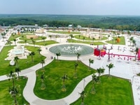 Phú hưng khu chợ đêm đất view công viên lớn nhất thành phố Phú hưng khu chợ đêm đất view công viên lớn nhất thành phố