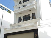 Cần bán Nhà TRẮNG sang Chảnh Huỳnh Tấn Phát, DT 80m2, giá 5.8 tỷ Cần bán Nhà TRẮNG sang Chảnh Huỳnh Tấn Phát, DT 80m2, giá 5.8 tỷ