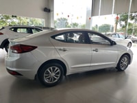 Hyundai Elantra FL tất cả các màu có sẵn giao ngay Hyundai Elantra FL tất cả các màu có sẵn giao ngay