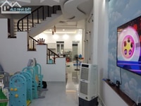 Lên Sg sinh sống cần bán gấp căn nhà mới xây + 3 lô đất giá rẻ sát KCN Lên Sg sinh sống cần bán gấp căn nhà mới xây + 3 lô đất giá rẻ sát KCN