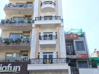 Cho thuê nhà MT đường Tân Sơn Nhì, DT: 5x20m. 5 lầu đẹp, có thang máy Cho thuê nhà MT đường Tân Sơn Nhì, DT: 5x20m. 5 lầu đẹp, có thang máy