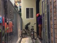 Cần bán nhà hẻm rộng đầu đường Thành Thái - HVT Cần bán nhà hẻm rộng đầu đường Thành Thái - HVT
