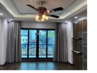 Bán nhà phân lô chính chủ phố Đỗ Quang, 7 tầng thang máy