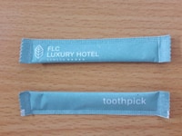 Tăm in logo bao bì khách sạn nhà hàng số lượng lớn Tăm in logo bao bì khách sạn nhà hàng số lượng lớn