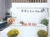Thanh lý tủ gỗ trắng cao cấp giá rẻ Thanh lý tủ gỗ trắng cao cấp giá rẻ