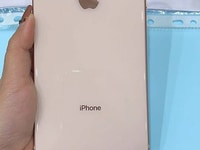 Iphone 8 plus quốc tế màu vàng nguyên zin chưa qua sửa chữa rất mới Iphone 8 plus quốc tế màu vàng nguyên zin chưa qua sửa chữa rất mới