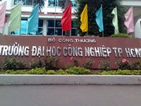Sang quán cơm Sinh Viên cách ĐH Công Nghiệp IV 20m, 80m2, có chỗ ở lại Sang quán cơm Sinh Viên cách ĐH Công Nghiệp IV 20m, 80m2, có chỗ ở lại