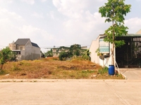 Lô đất 300m2 (10x30m) gần lô góc 2 mặt tiền Lô đất 300m2 (10x30m) gần lô góc 2 mặt tiền