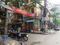 Bán đất có nhà cấp 4 với 2 mặt đường rất đẹp tại Hà Đông Bán đất có nhà cấp 4 với 2 mặt đường rất đẹp tại Hà Đông