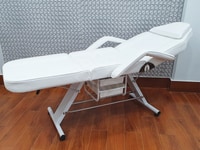 Giường phun xăm, ghế tiêm Filler – Màu trắng (YH-82006) Giường phun xăm, ghế tiêm Filler – Màu trắng (YH-82006)
