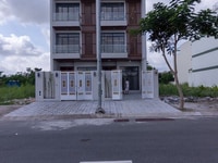 Bán nhà mới xây đẹp long lanh nằm mặt tiền đường 25m, khu dân cư Bán nhà mới xây đẹp long lanh nằm mặt tiền đường 25m, khu dân cư