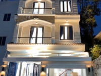 Bán nhà 3 lầu khu ÔMêLy, diện tích 7mx12m, nhà cao cấp, giá 5.6 tỷ Bán nhà 3 lầu khu ÔMêLy, diện tích 7mx12m, nhà cao cấp, giá 5.6 tỷ