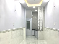 Cần bán nhà đẹp 2 lầu 1 sân thượng hẻm Tôn Thất Thuyết Cần bán nhà đẹp 2 lầu 1 sân thượng hẻm Tôn Thất Thuyết