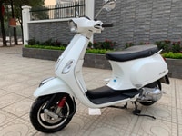 Piaggio vespaS màu trắng mới tinh Piaggio vespaS màu trắng mới tinh