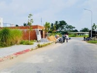 Đất Nền Ngay Trung Tâm Hành Chính, SHR 100%,Thổ Cư 100% Đất Nền Ngay Trung Tâm Hành Chính, SHR 100%,Thổ Cư 100%