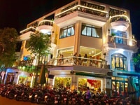 Định cư Mỹ cần bán hoặc cho thuê nhà 2 mặt tiền lớn TP biển Nha Trang Định cư Mỹ cần bán hoặc cho thuê nhà 2 mặt tiền lớn TP biển Nha Trang