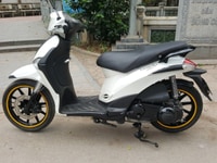 Piaggio Liberty VN 125 màu trắng, 2012 Piaggio Liberty VN 125 màu trắng, 2012