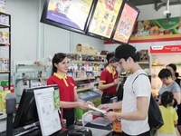 Tuyển 02 nhân viên bán hàng.01 thu ngân Tuyển 02 nhân viên bán hàng.01 thu ngân