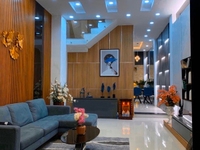 Cần tiền bán gấp căn nhà phố cao cấp công nghệ 4.0 thang máy. Cần tiền bán gấp căn nhà phố cao cấp công nghệ 4.0 thang máy.