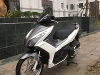 Honda Airbalde Fi 125 chính chủ 2017 mới 95% Honda Airbalde Fi 125 chính chủ 2017 mới 95%