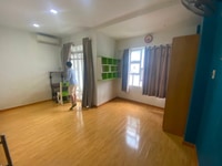 Nhà nguyên căn mới đẹp khu dân cư an ninh, hẻm đẹp thuận tiện di các q Nhà nguyên căn mới đẹp khu dân cư an ninh, hẻm đẹp thuận tiện di các q