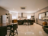 Cho thuê Villa tiện nghi mặt tiền Phùng Văn Cung - Phú Nhuận
