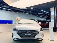 Hyundai Elantra 1.6 MT Vin 2019 khuyến mãi Hyundai Elantra 1.6 MT Vin 2019 khuyến mãi