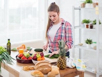 Tuyển cô giúp việc có kinh nghiệm làm lâu dài Tuyển cô giúp việc có kinh nghiệm làm lâu dài