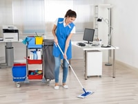 Cần người giúp việc tại nhà tôi và ưu tiên làm lâu dài bao ăn ở lại Cần người giúp việc tại nhà tôi và ưu tiên làm lâu dài bao ăn ở lại