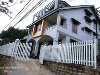 Cần bán gấp căn Biệt Thự cao cấp hẻm xe hơi đường Mai Anh Đào Cần bán gấp căn Biệt Thự cao cấp hẻm xe hơi đường Mai Anh Đào