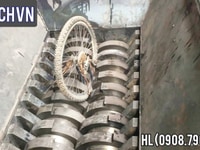 Máy nghiền sắt thép vụn phế liệu 2 trục lớn Máy nghiền sắt thép vụn phế liệu 2 trục lớn