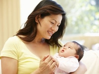 Tuyển một giúp việc chăm sóc bé nhỏ lo ăn ở luôn tại nhà Tuyển một giúp việc chăm sóc bé nhỏ lo ăn ở luôn tại nhà