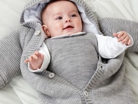 Cần tìm người giúp việc chăm bé bao ăn ở lại ưu tiên người làm lâu dài Cần tìm người giúp việc chăm bé bao ăn ở lại ưu tiên người làm lâu dài