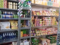 Cần Tuyển Gấp 03 Nhân Viên vệ sinh cửa hàng Cần Tuyển Gấp 03 Nhân Viên vệ sinh cửa hàng