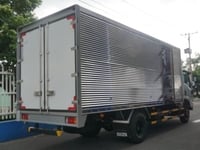 Isuzu NQR75M 5 tấn thùng dài 6.2 mét mới 2020 Isuzu NQR75M 5 tấn thùng dài 6.2 mét mới 2020