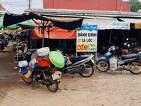 Cần tiền trị bệnh bán gấp miếng đất có sổ 210m2 giá 725tr ngay chợ . Cần tiền trị bệnh bán gấp miếng đất có sổ 210m2 giá 725tr ngay chợ .