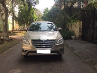 Tôi cần bán xe Toyota Innova 2.0E vàng 2016 Tôi cần bán xe Toyota Innova 2.0E vàng 2016
