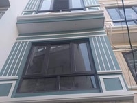 Bán nhà 32m2 xây 5 tầng giá 2.9 tỷ dịch vọng hậu Bán nhà 32m2 xây 5 tầng giá 2.9 tỷ dịch vọng hậu