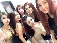 Hòang Gia Tuyển Nữ Phục Vụ Karaoke + Cafe + Massage + Bar Hòang Gia Tuyển Nữ Phục Vụ Karaoke + Cafe + Massage + Bar