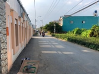 Tôi cần bán căn nhà vườn cách chợ Bình Chánh 700m, tổng 1380m2