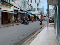 Cho thuê nhà nguyên căn đường Trần Bình Trọng, thích hợp để ở Cho thuê nhà nguyên căn đường Trần Bình Trọng, thích hợp để ở