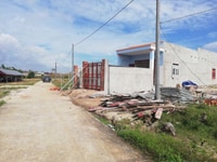 Bán đất thổ cư 200 m2, giá 540 triệu, mặt tiền nhựa 12 m , sổ hồng Bán đất thổ cư 200 m2, giá 540 triệu, mặt tiền nhựa 12 m , sổ hồng